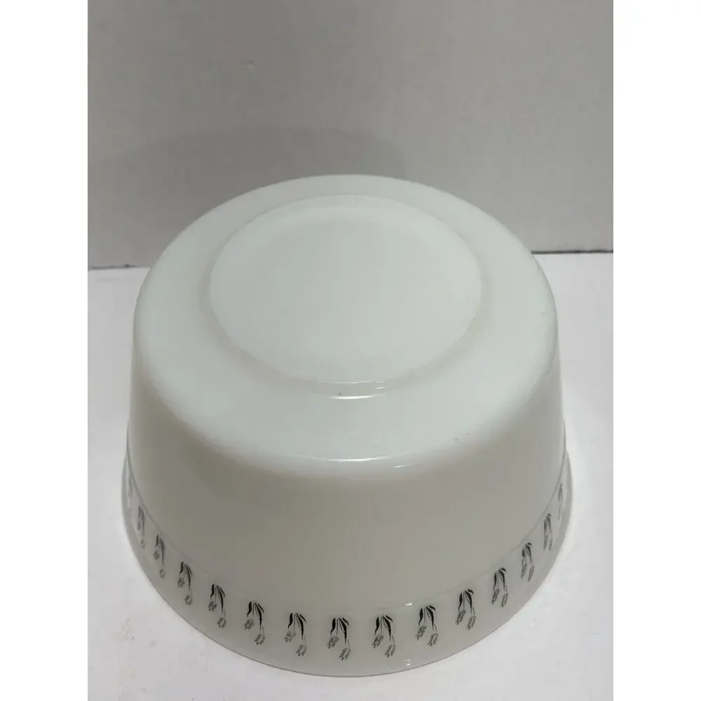 Milk Glass White Mixing Bowl Pour Black Wheat Design Fit Hamilton Beach VTG Rare